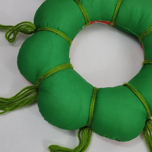 Vintage Christmas Fabric Stuffed Wreath - Picture 9 of 12